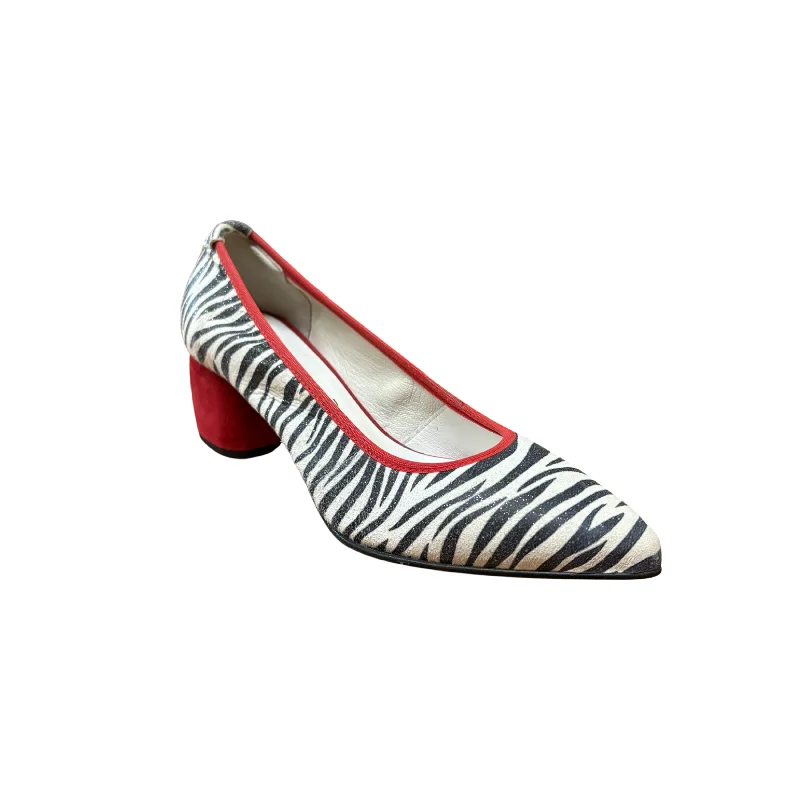 BL135 Zebra Pump