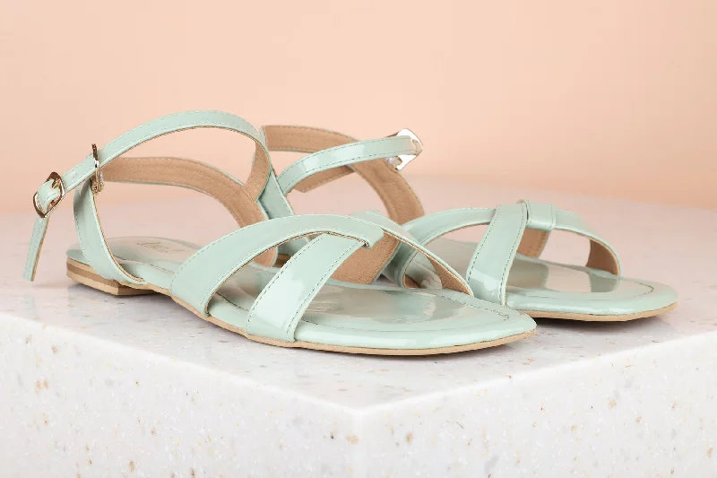 Women Pista Open Toe Flat Sandals