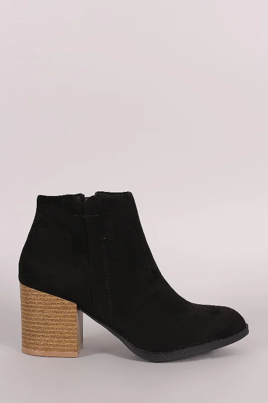 Qupid Suede Side Stitch Zip-Up Booties